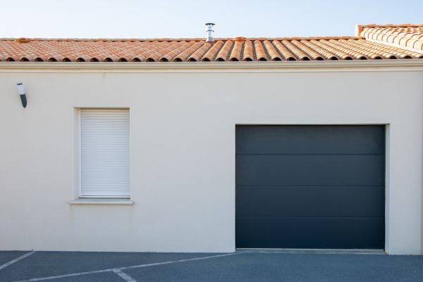 Cost of Garage Window Replacement in Novato